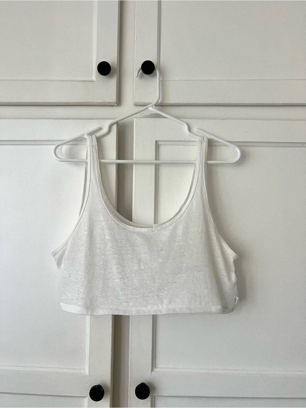 TNA Mini Cropped White Tank- M